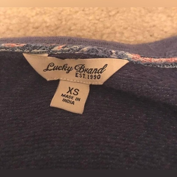 Lucky brand top - Picture 2 of 3